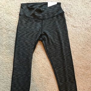 American Eagle high rise crop leggings